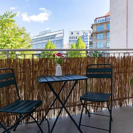 Apartment Direkt Im Zentrum Fuer Bis Zu 6 Personen Bahnhofsnah Leipzig Exterior photo